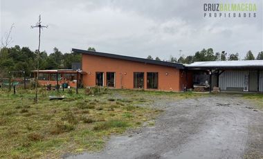 Parcela en Venta en Amplia casa de 300 m2 en Parcela de 11.100 m2 - Sector Las Marcas - Camino a Rio Sur