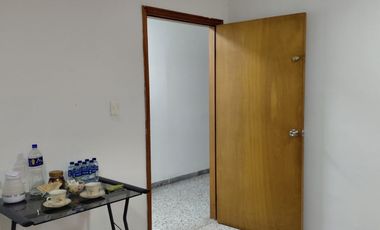 oficina en arriendo en el prado. Cod A1016