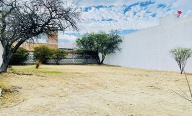 TERRENO EN VENTA EN COTO SAN NICOLAS HERMOSO ENTORNO ARBOLADO