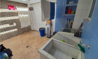 SE VENDEN APARTAMENTOS URB. FRANCISCO EL HOMBRE