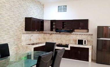 Disewa Rumah Besar dan Cantik Dekat Pusat Kota dan Bisnis Di Cikarang