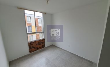 COD. 3857 - SE ARRIENDA APARTAMENTO - BARRIO: EL CARRIZAL