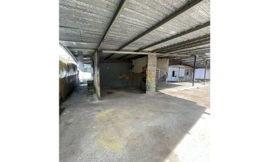 Alquiler de galera/terrero en Santa Elena (KC)