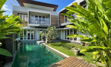 Beautiful Luxury Modern Villa for Sale with Partial Ocean View located in Ungasan
