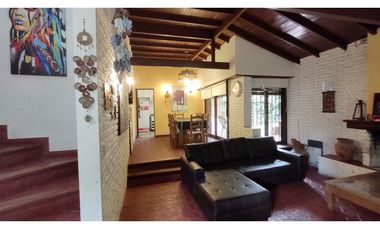 Chalet  - Barrio Norte - Hijos del Sol