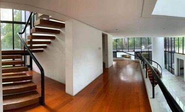 A1119 - Luxurious Modern House 5 Bedrooms For Rent in Forbes Park Makati