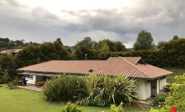 casa en arriendo en aeropuerto. Cod A6119