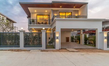 4 Bedroom House for sale at Rungsii Village Pattaya