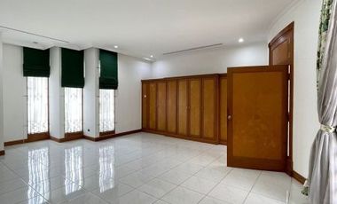 DIJUAL RUMAH MEGAH (SANGAT MENARIK) di Jl MADRASAH, AMPERA, JAKSEL