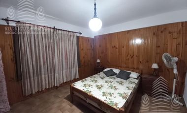Departamento 2 ambientes y medio con balcon al frente y vista.