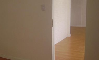VENTA hermoso PH. 2 amb. a RE-ESTRENAR, con Patio y Lavadero. WILDE CENTRO.