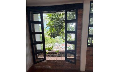 HERMOSA CASA FINCA INDEPENDIENTE ENVIGADO CON EXCELENTE VIST