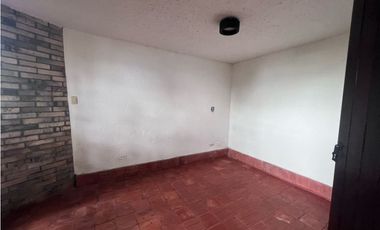 HERMOSA CASA FINCA INDEPENDIENTE ENVIGADO CON EXCELENTE VIST