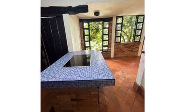 HERMOSA CASA FINCA INDEPENDIENTE ENVIGADO CON EXCELENTE VIST