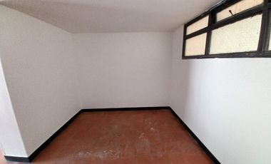apartamento en arriendo/venta en edificio estefan piso 4 sin ascensor. Cod A11697