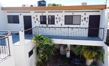 Casa en Venta, potencial en rentas a unas cuadras del malecon $500,000 USD