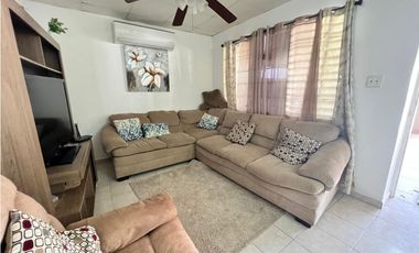 VENTA DE CASA EN ARRAIJAN, LAGO EMPERADOR