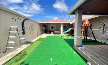 VENTA DE CASA EN ARRAIJAN, LAGO EMPERADOR