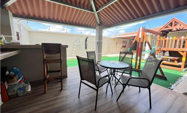 VENTA DE CASA EN ARRAIJAN, LAGO EMPERADOR