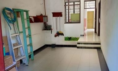 Rumah disewakan Jemursari Surabaya