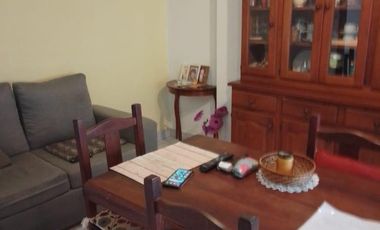 Venta Casa 3 Amb. en Ramos Mejía - Buen Estado C/Garage Cub. y Patio