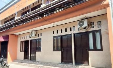 Kontrakan 30 pintu menguntungkan strategis ramai di dekat stadiun Kranji