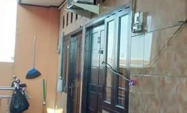 Kontrakan 30 pintu menguntungkan strategis ramai di dekat stadiun Kranji