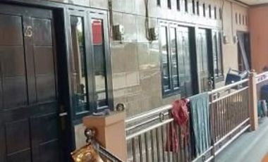 Kontrakan 30 pintu menguntungkan strategis ramai di dekat stadiun Kranji