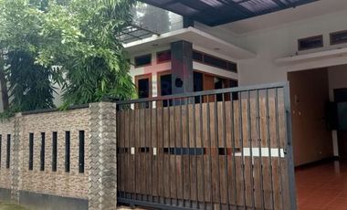 Rumah Komplek Pandan Wangi akses jalan Ciwastra
