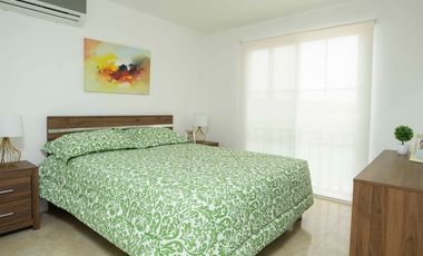 Venta de Casa en Urb. Casa Laguna, cerca del Riocentro El Dorado, Vía a Samborondon.