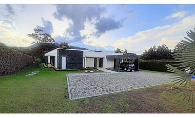 Casa campestre en Venta Ríonegro Vía San Antonio, El Carmen de Viboral