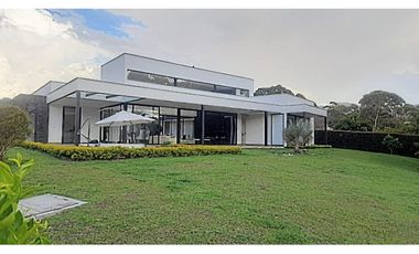 Casa campestre en Venta Ríonegro Vía San Antonio, El Carmen de Viboral
