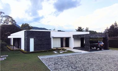 Casa campestre en Venta Ríonegro Vía San Antonio, El Carmen de Viboral
