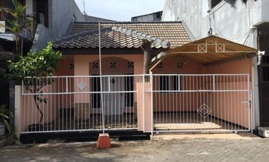 Rumah Semolowaru Timur, Dekat Semampir, Sukolilo, MERR, Surabaya Timur