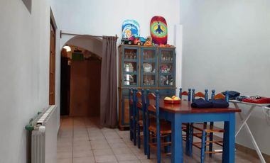 CHALET DE 4 AMBIENTES TODO EN PLANTA BAJA - HAEDO NORTE EN VENTA