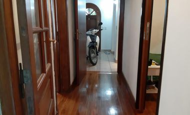 CHALET DE 4 AMBIENTES TODO EN PLANTA BAJA - HAEDO NORTE EN VENTA
