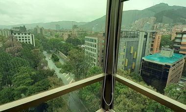 oficina en arriendo en la cabrera. Cod A3048