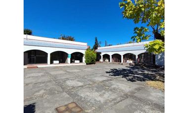 RyA Vende  propiedad urbana de 1.890 mtr2 Av.Ricardo Vicuña