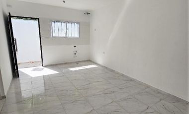 Departamento Tipo Casa en venta en Villa Dominico