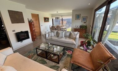 OPORTUNIDAD CASA APRECIO REBAJADO EN SANTA ELENA DE CHICUREO