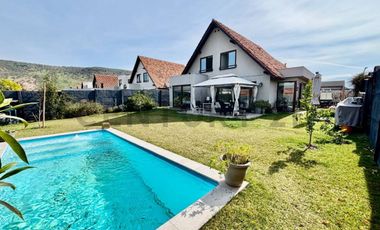 OPORTUNIDAD CASA APRECIO REBAJADO EN SANTA ELENA DE CHICUREO