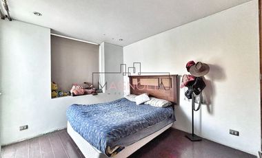 Casa en venta de 6 dorm. en Colina