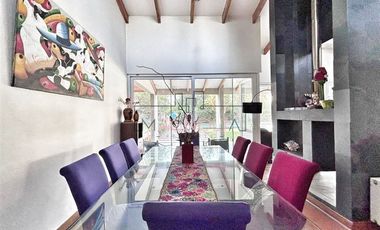 Casa en venta de 6 dorm. en Colina