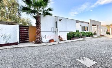 Casa en venta de 6 dorm. en Colina