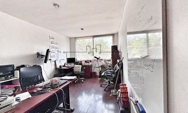 Casa en venta de 6 dorm. en Colina