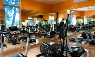 Apartemen Crown Court Executive Condominium