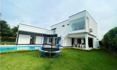 Espectacular casa en venta exclusivo sector de La Morada Jamundi