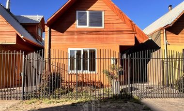Casa en Arriendo en Ubicada en Villa Las Tranqueras, sector norte de Temuco, cercano a Avda. Barros Arana y Parque Alcántara