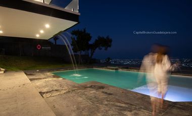 Casa de Lujo en Venta El Palomar zona sur Alberca Lujo