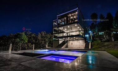 Casa de Lujo en Venta El Palomar zona sur Alberca Lujo